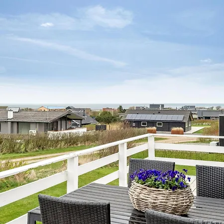 3 Bedroom Awesome In Lemvig