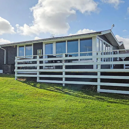 3 Bedroom Awesome In *
